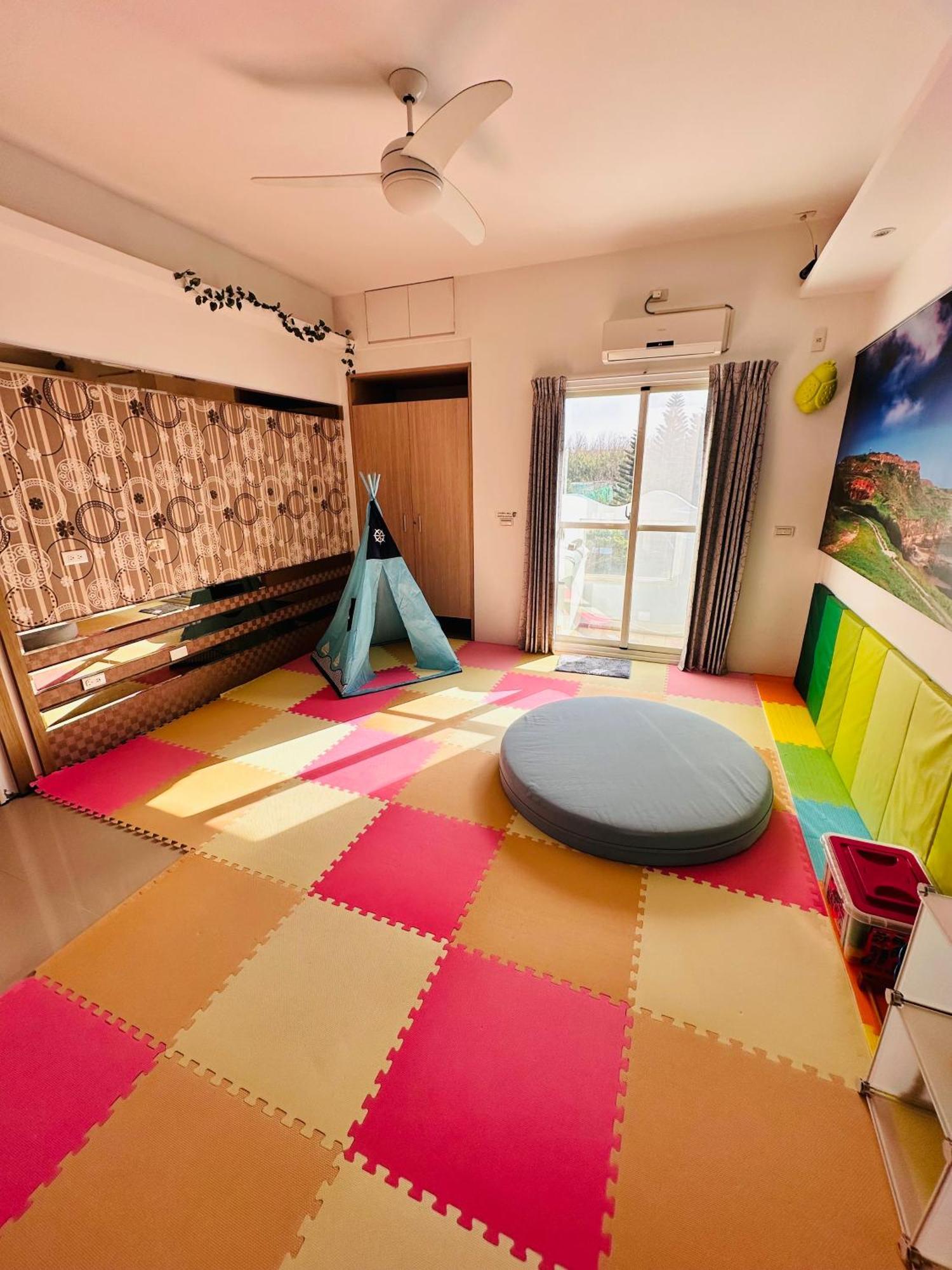 Yurong B&B Манонг Екстериор снимка