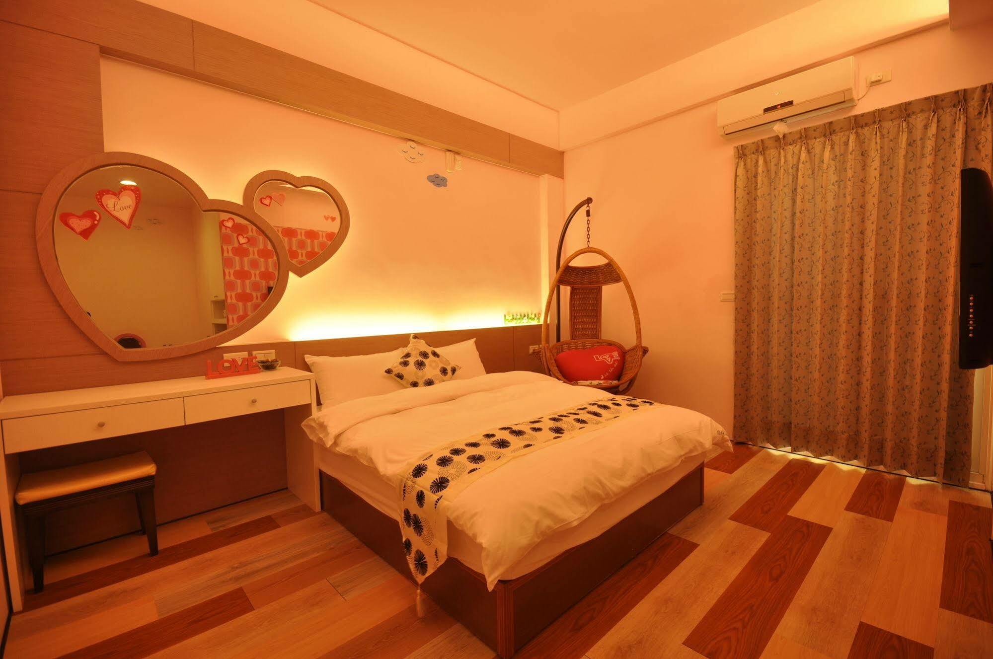 Yurong B&B Манонг Екстериор снимка