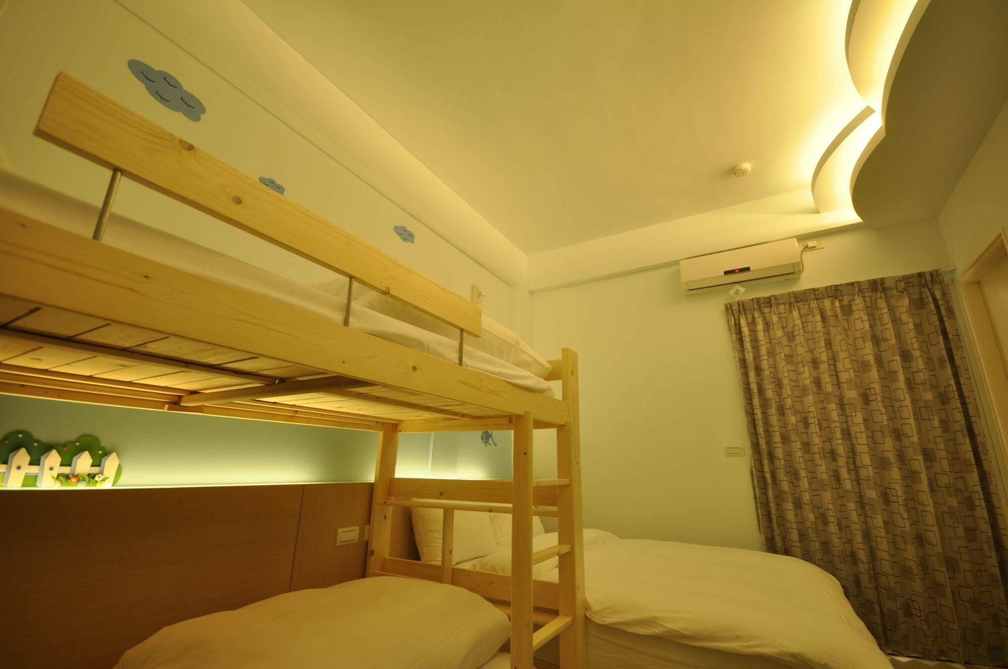 Yurong B&B Манонг Екстериор снимка