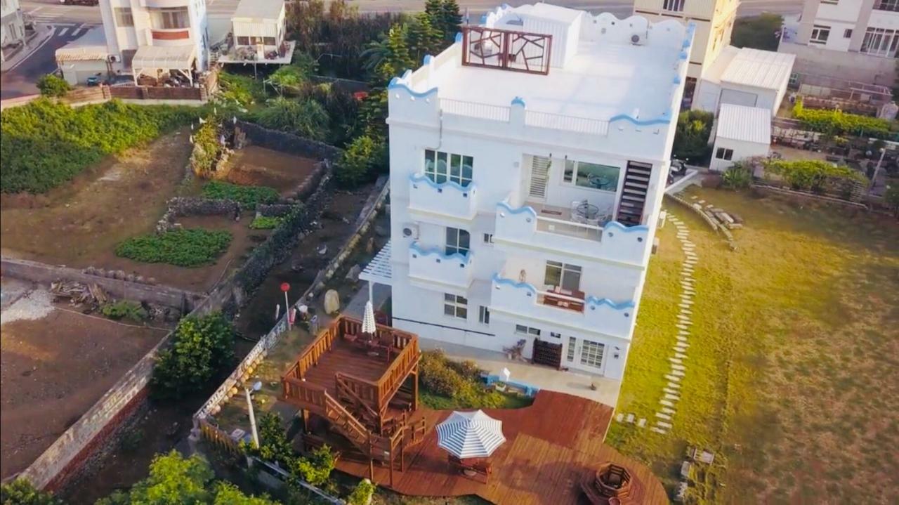 Yurong B&B Манонг Екстериор снимка